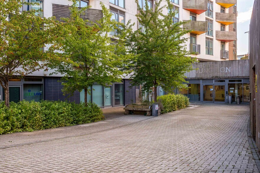 35 New England St, Brighton à louer - Photo de l’immeuble – Image 2 sur 3