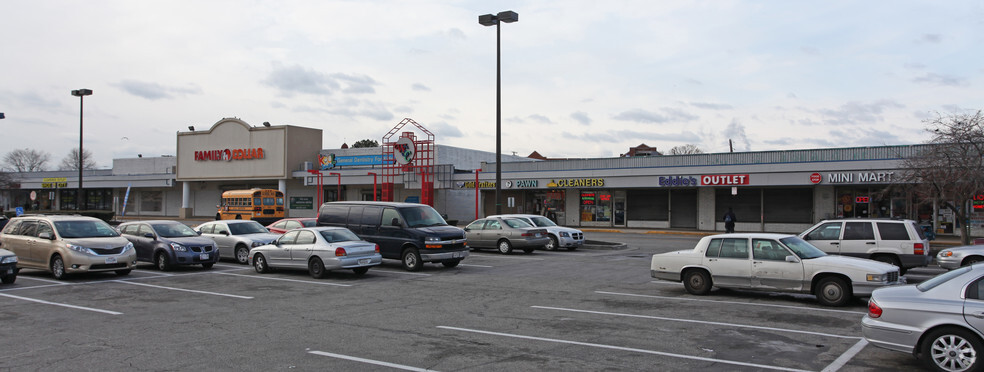 2401-2499 Frederick Ave, Baltimore, MD à louer - Photo de l’immeuble – Image 2 sur 7