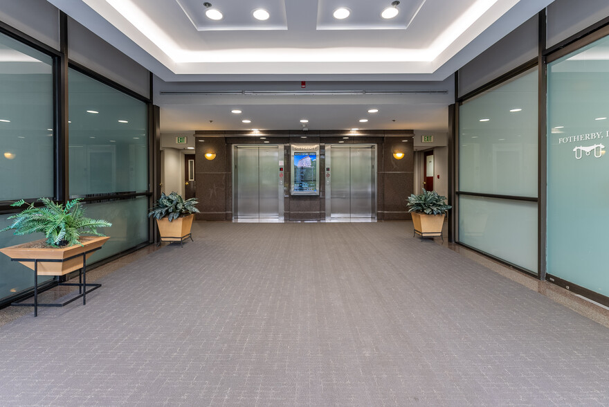 102 W Pennsylvania Ave, Towson, MD à louer - Photo intérieure – Image 3 sur 6