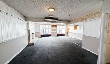 42 Boutport St, Barnstaple à louer Photo intérieure– Image 2 sur 8