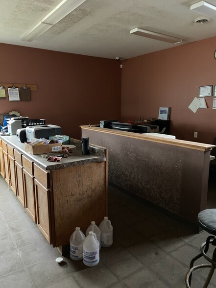 410 1st St SE, Oronoco, MN à vendre - Photo intérieure – Image 2 sur 9