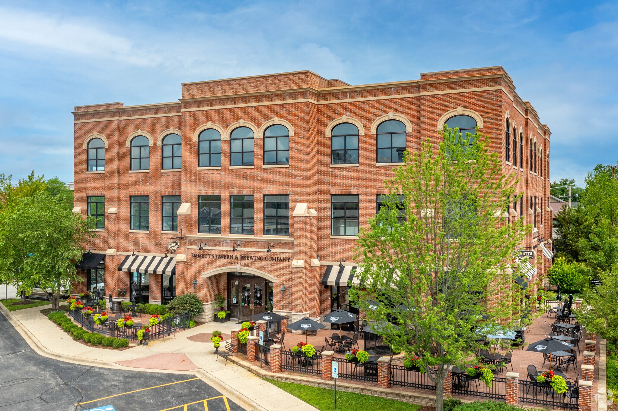 110 N Brockway St, Palatine, IL à vendre Photo principale– Image 1 sur 20