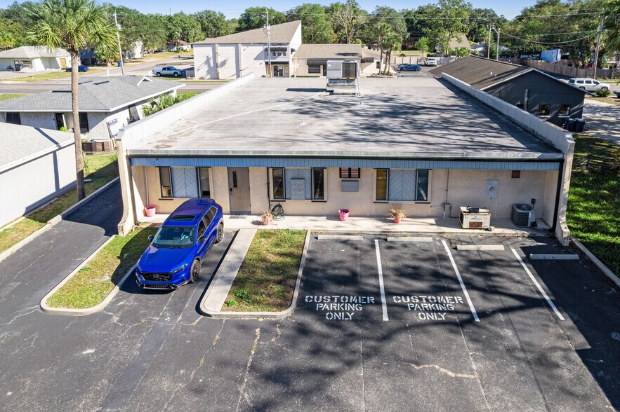 911 S 8th St, Fernandina Beach, FL à vendre - Photo de l’immeuble – Image 2 sur 23