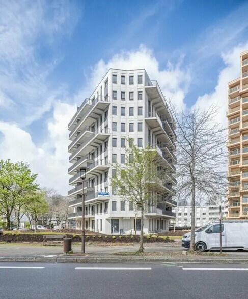 Local commercial dans Nantes à louer - Photo de l’immeuble – Image 2 sur 9