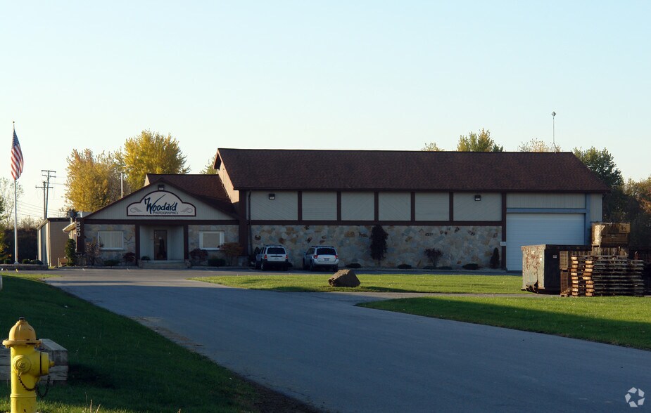 550 Goodrich Rd, Bellevue, OH à vendre - Photo de l’immeuble – Image 1 sur 26