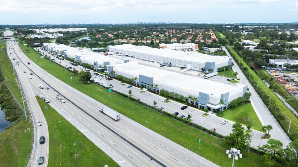 401 N Cleary Rd, West Palm Beach, FL à louer - Photo de l’immeuble – Image 2 sur 14