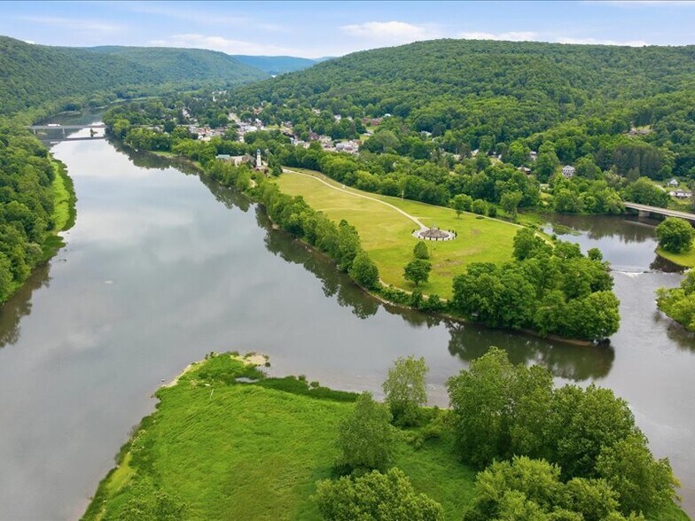 5 Lighthouse Rd Rd, Tionesta, PA à vendre - Photo de l’immeuble – Image 3 sur 28