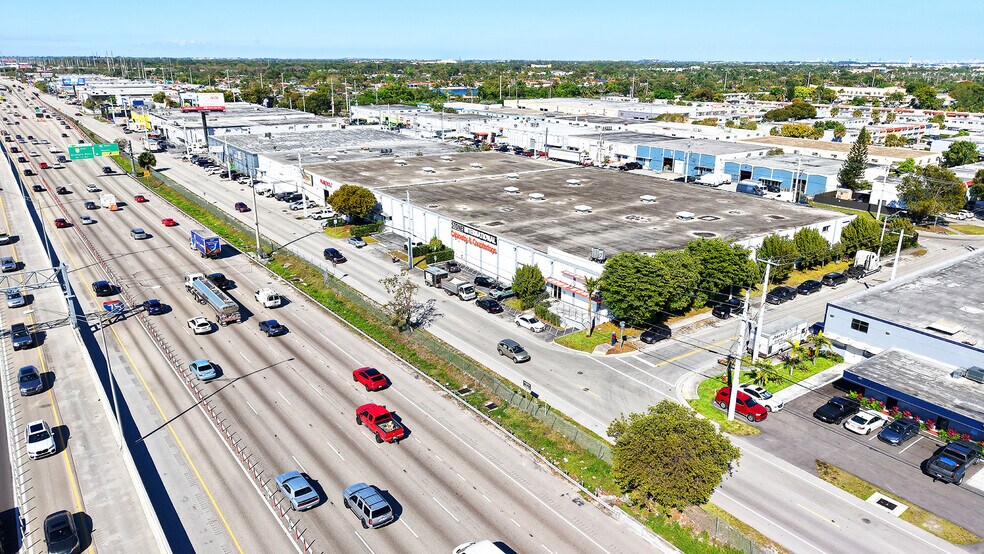 7215 W 20th Ave, Hialeah, FL à vendre - Photo de l’immeuble – Image 3 sur 21
