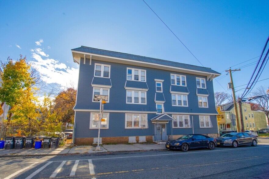 858-860 S 18th St, Newark, NJ à vendre - Photo de l’immeuble – Image 3 sur 8