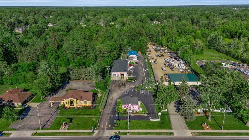 6705 Transit Rd, East Amherst, NY à vendre - Photo de l’immeuble – Image 1 sur 4