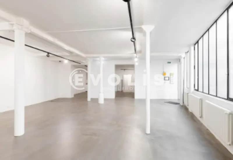 Bureau dans Paris à louer - Photo de l’immeuble – Image 3 sur 6