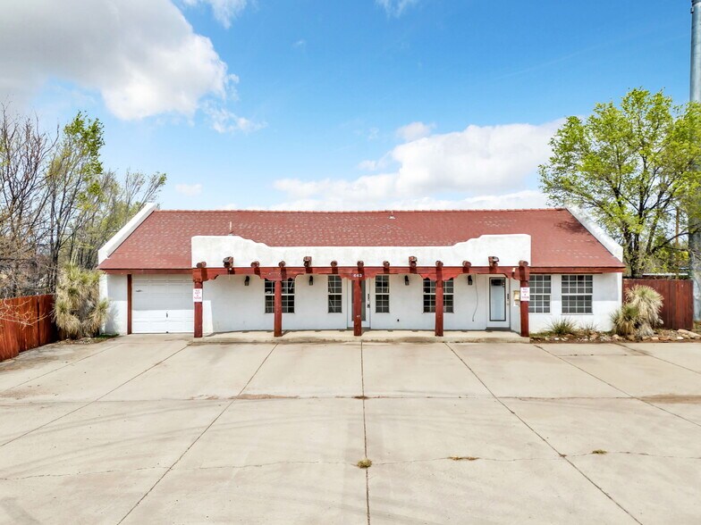 643 S Pueblo Blvd, Pueblo, CO à vendre - Photo de l’immeuble – Image 1 sur 51