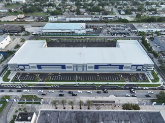 Plus de détails pour 1010 NW 72nd St, Miami, FL - Industriel/Logistique à louer