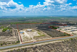 Plus de détails pour 2801 W Highway 72, Three Rivers, TX - Industriel/Logistique à vendre