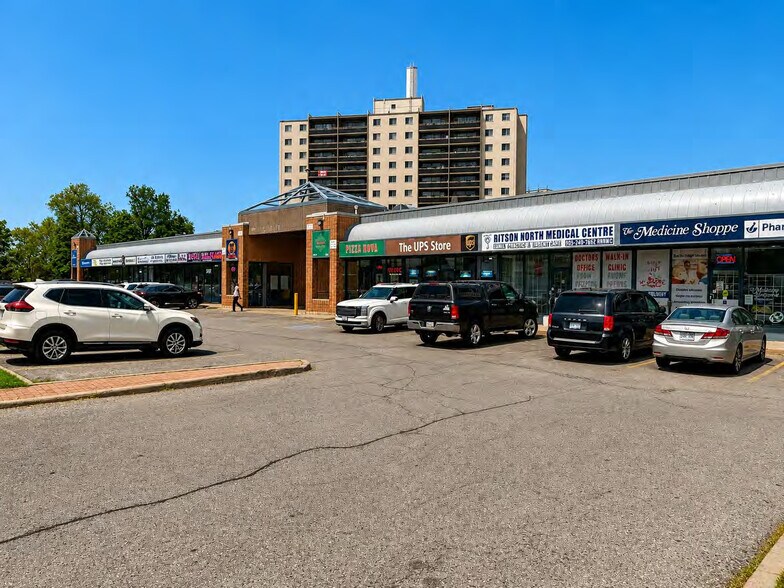 1288 Ritson Rd N, Oshawa, ON à louer - Photo de l’immeuble – Image 2 sur 7