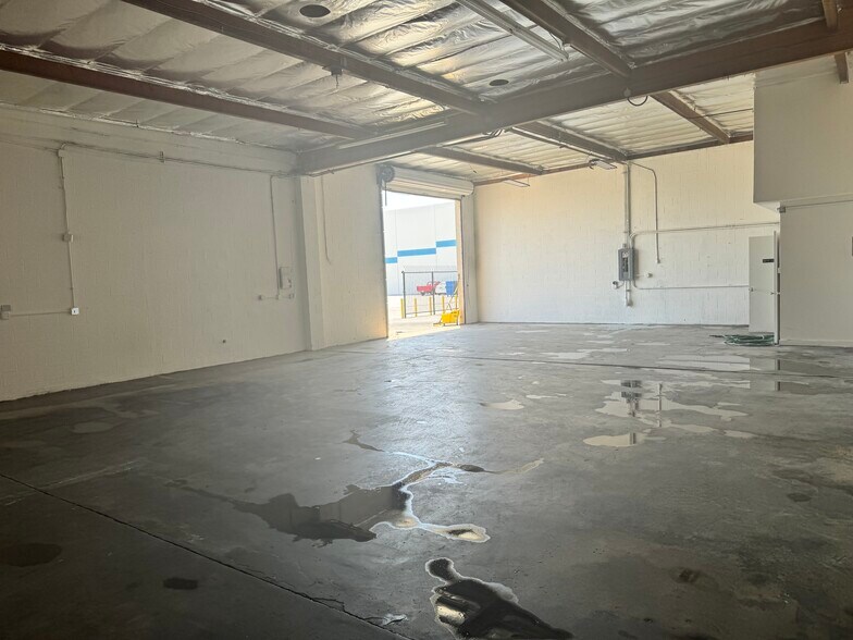 201-225 N Palomares St, Pomona, CA à louer - Photo de l’immeuble – Image 2 sur 3