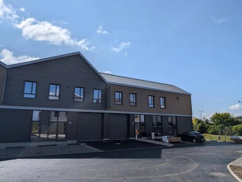 1 Rue René Dubos, Groslay à louer - Photo de l’immeuble – Image 1 sur 8
