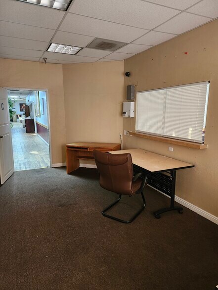 3650 S Eastern Ave, Las Vegas, NV à vendre - Photo de l’immeuble – Image 2 sur 45