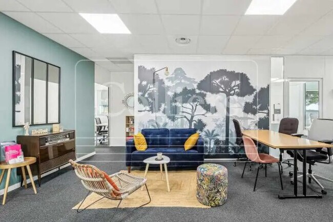 Plus de détails pour Bureau à vendre