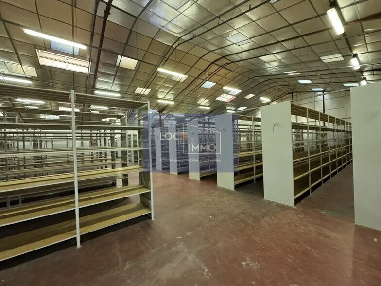 Industriel/Logistique dans VILLENAVE-D'ORNON à louer - Photo intérieure – Image 2 sur 5