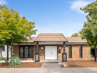 Plus de détails pour 310 NW 3rd Ave, Canby, OR - Bureau à louer