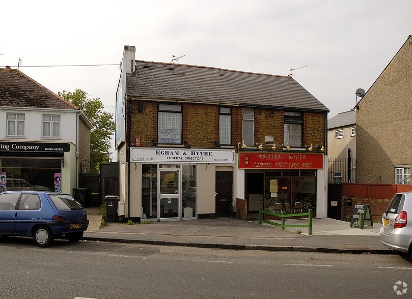 98 Thorpe Lea Rd, Egham à louer - Photo de l’immeuble – Image 1 sur 3