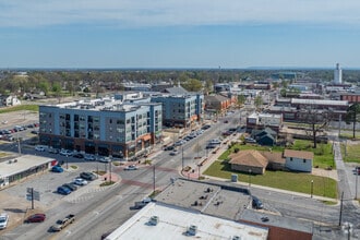 305 N Main St, Broken Arrow, OK - Vue aérienne  vue de carte