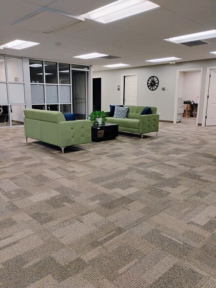 205 S Liberty St, Harrisonburg, VA à louer - Photo de l’immeuble – Image 3 sur 20