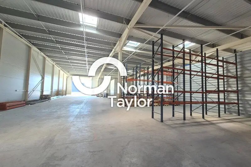 Local d’activités dans Béziers à louer Photo intérieure– Image 1 sur 7