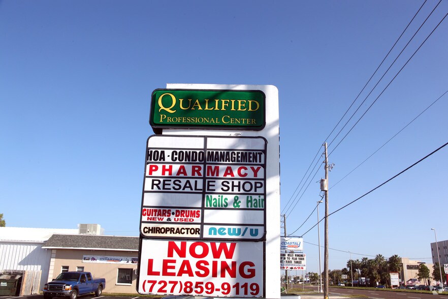 5901 Us Highway 19, New Port Richey, FL à louer - Photo de l’immeuble – Image 2 sur 3