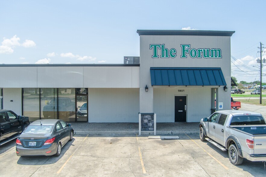 1901-2403 E Red River St, Victoria, TX à vendre - Photo de l’immeuble – Image 3 sur 11