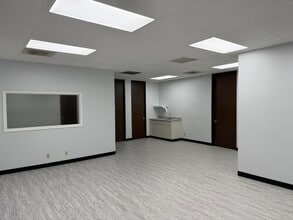 3605 Willowbend Blvd, Houston, TX à louer Photo intérieure– Image 2 sur 5