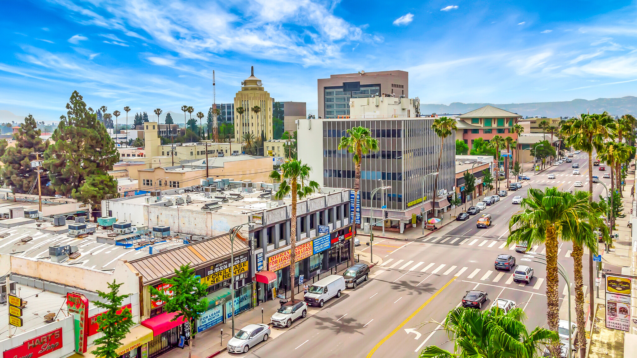 6358-6360 Van Nuys Blvd, Van Nuys, CA à louer Photo de l’immeuble– Image 1 sur 13