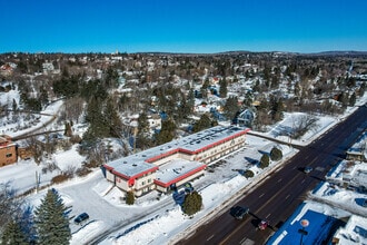 2211 London Rd, Duluth, MN - Vue aérienne vue de carte - Image1