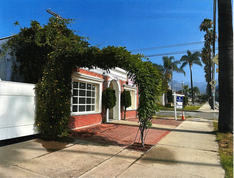 945 N Azusa Ave, Azusa, CA à louer - Photo de l’immeuble – Image 2 sur 7