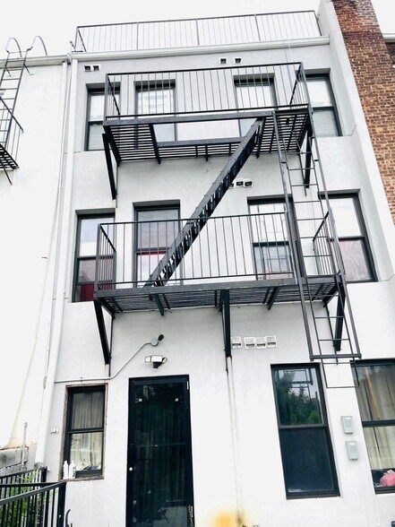 2850 W 17th St, Brooklyn, NY à vendre - Photo de l’immeuble – Image 2 sur 16