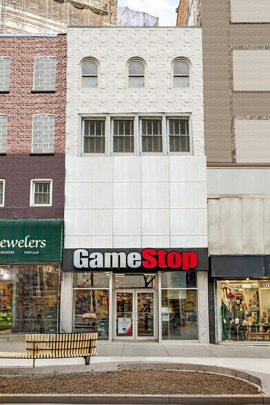 465 Fulton St, Brooklyn, NY à louer - Photo de l’immeuble – Image 3 sur 4