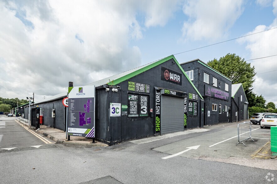Liverpool Rd, Warrington à louer - Photo principale – Image 1 sur 6