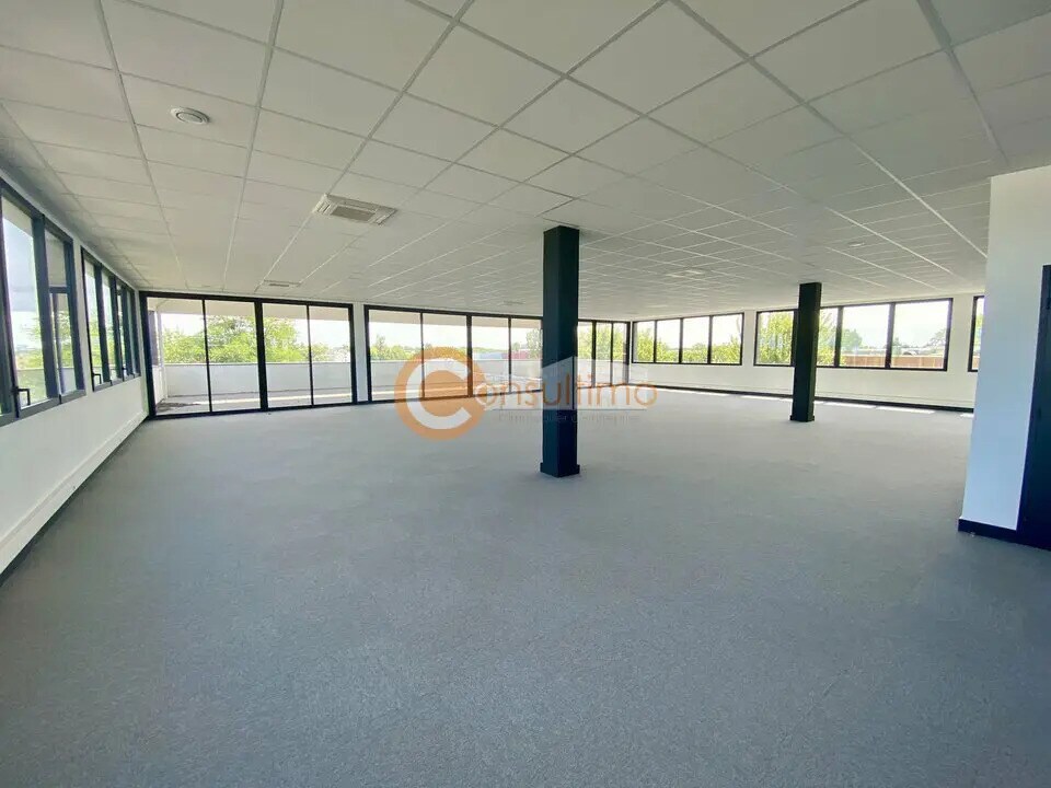 Bureau dans Mérignac à louer Photo de l’immeuble– Image 1 sur 9