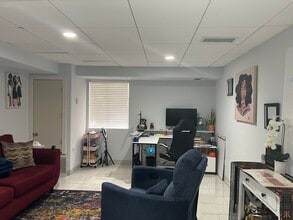 4539 N 22nd St, Phoenix, AZ à louer Photo intérieure– Image 2 sur 6