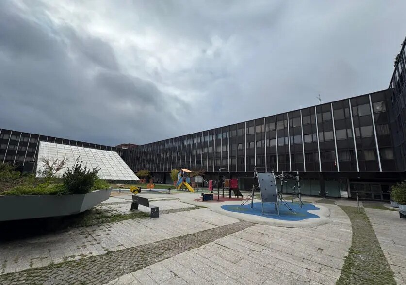Bureau dans Metz à louer - Photo de l’immeuble – Image 1 sur 7