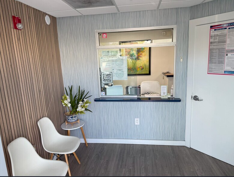 6300-6332 NW 97th Ave, Miami, FL à vendre - Photo de l’immeuble – Image 2 sur 22