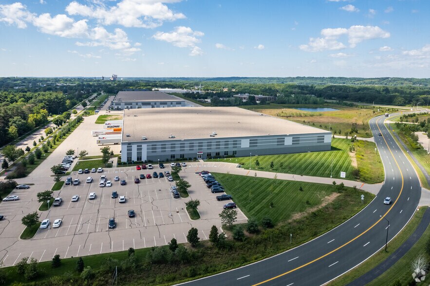 2301 4th Ave E, Shakopee, MN à louer - Aérien – Image 3 sur 5