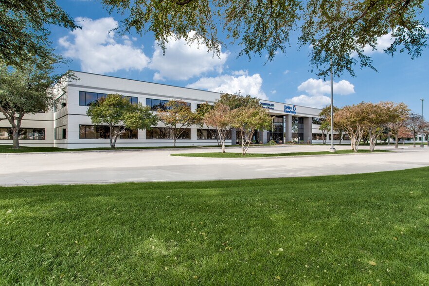 4800 Regent Blvd, Irving, TX à vendre - Photo de l’immeuble – Image 1 sur 9