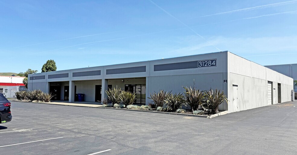 31284 San Antonio St, Hayward, CA à louer - Photo de l’immeuble – Image 2 sur 10