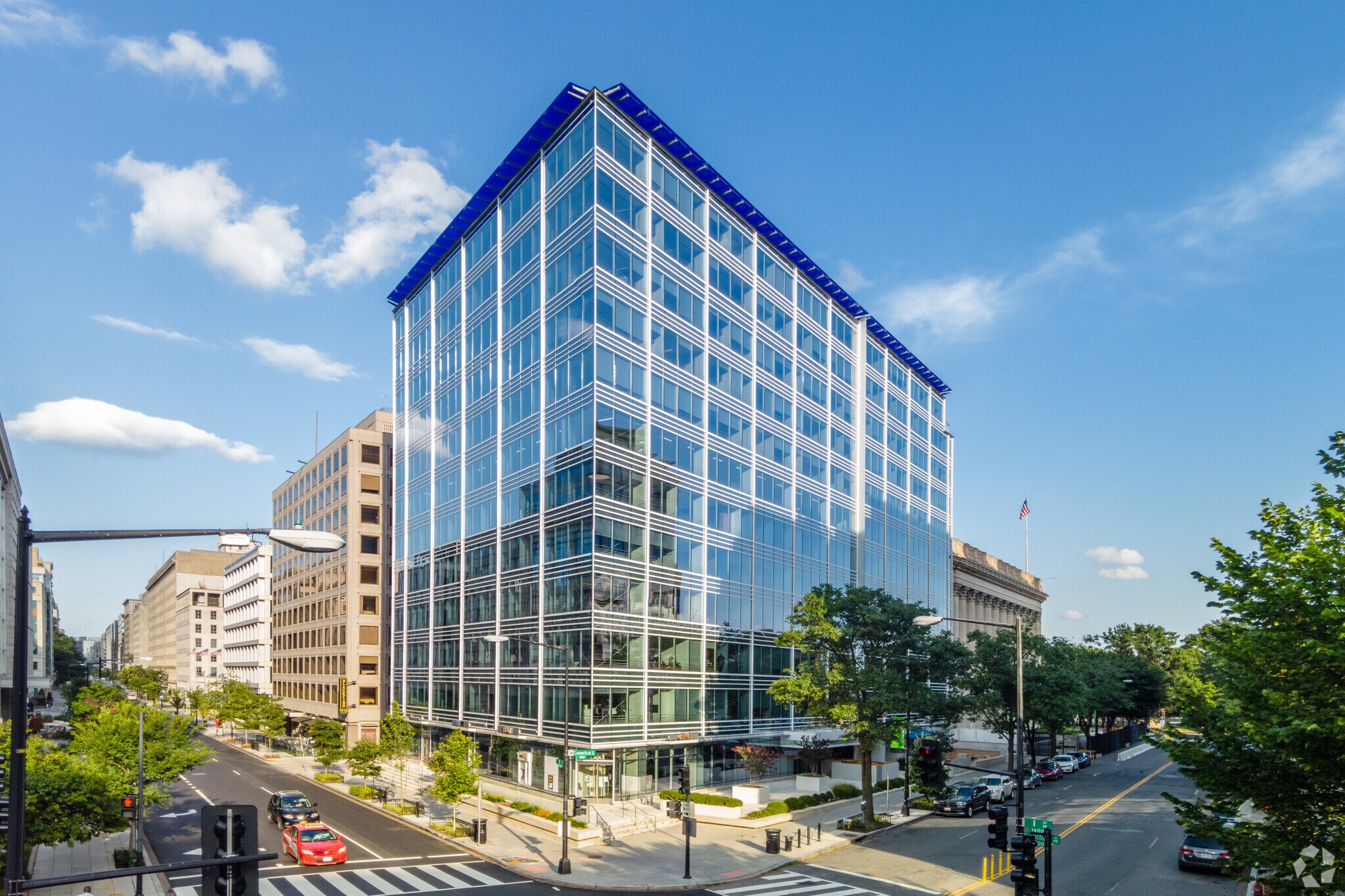 815 Connecticut Ave NW, Washington, DC à louer Photo principale– Image 1 sur 9