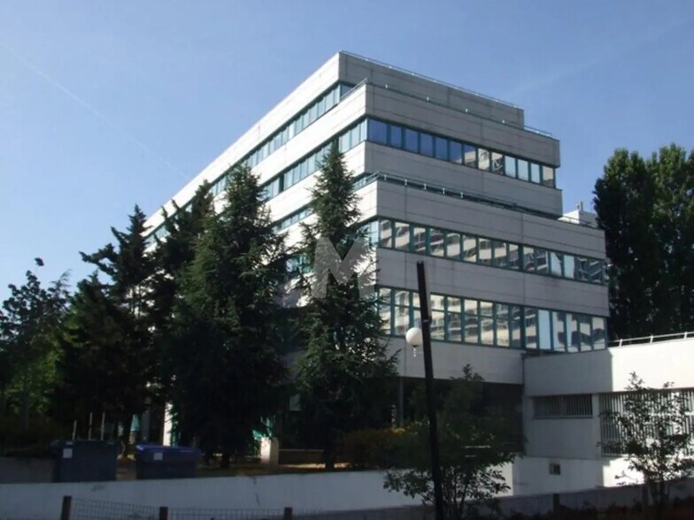 Bureau dans Massy à louer - Photo de l’immeuble – Image 2 sur 7