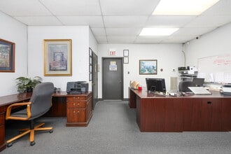 100 Hilbig Rd, Conroe, TX à louer Photo intérieure– Image 1 sur 6