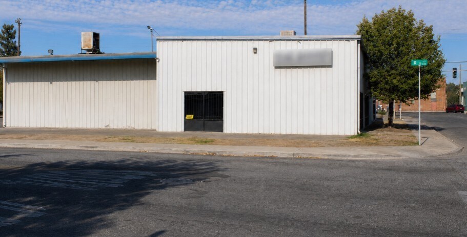 1407 34th St, Bakersfield, CA à vendre - Photo de l’immeuble – Image 3 sur 5