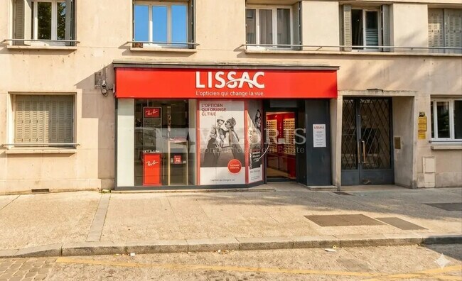 Plus de détails pour Local commercial à louer
